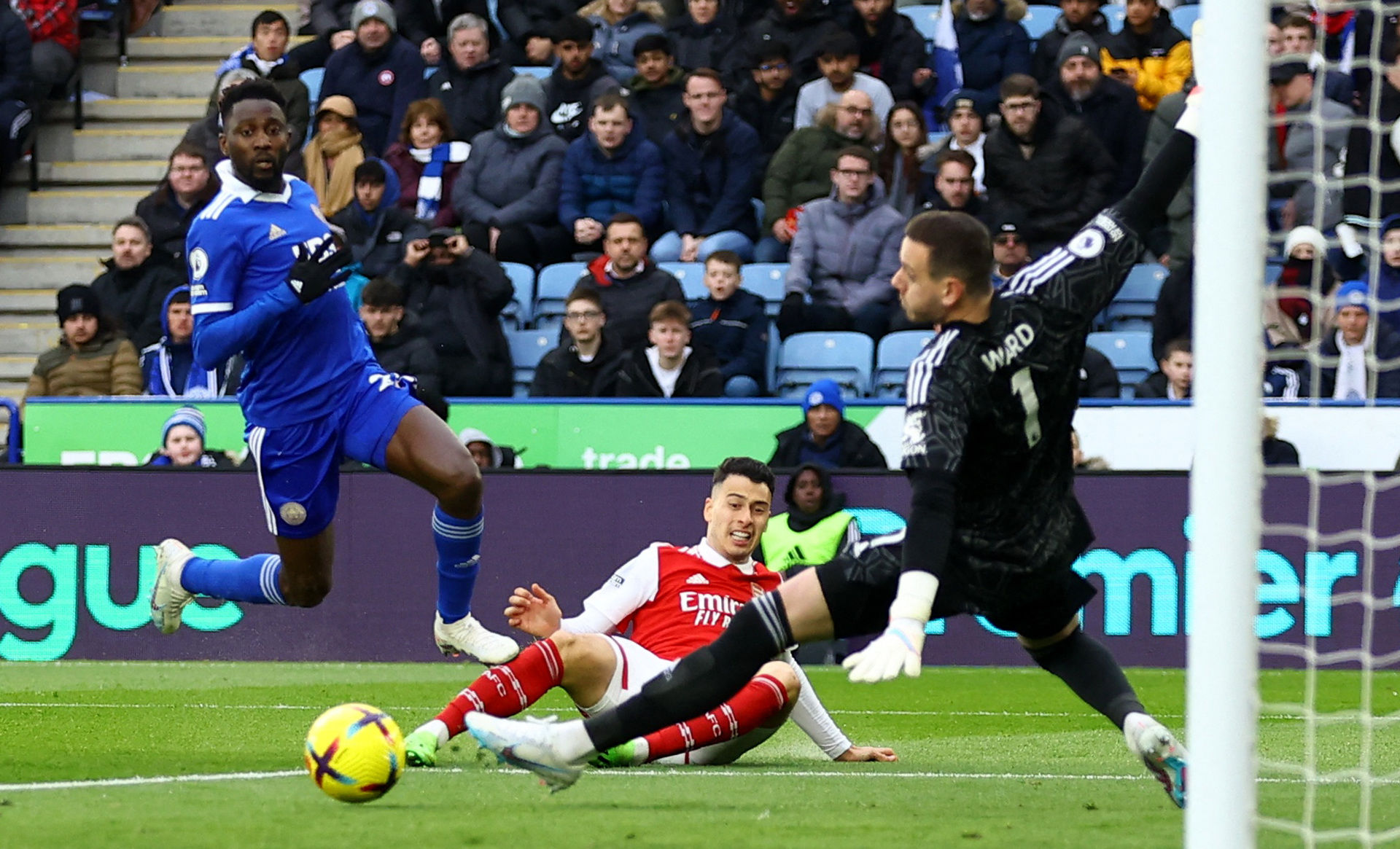 意不仅限于 意不仅限于